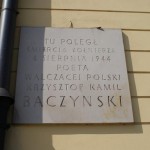 Tablica upamiętniająca śmierć K. K. Baczyńskiego (narożnik Pałacu Blanka, ul. Senatorska 14)